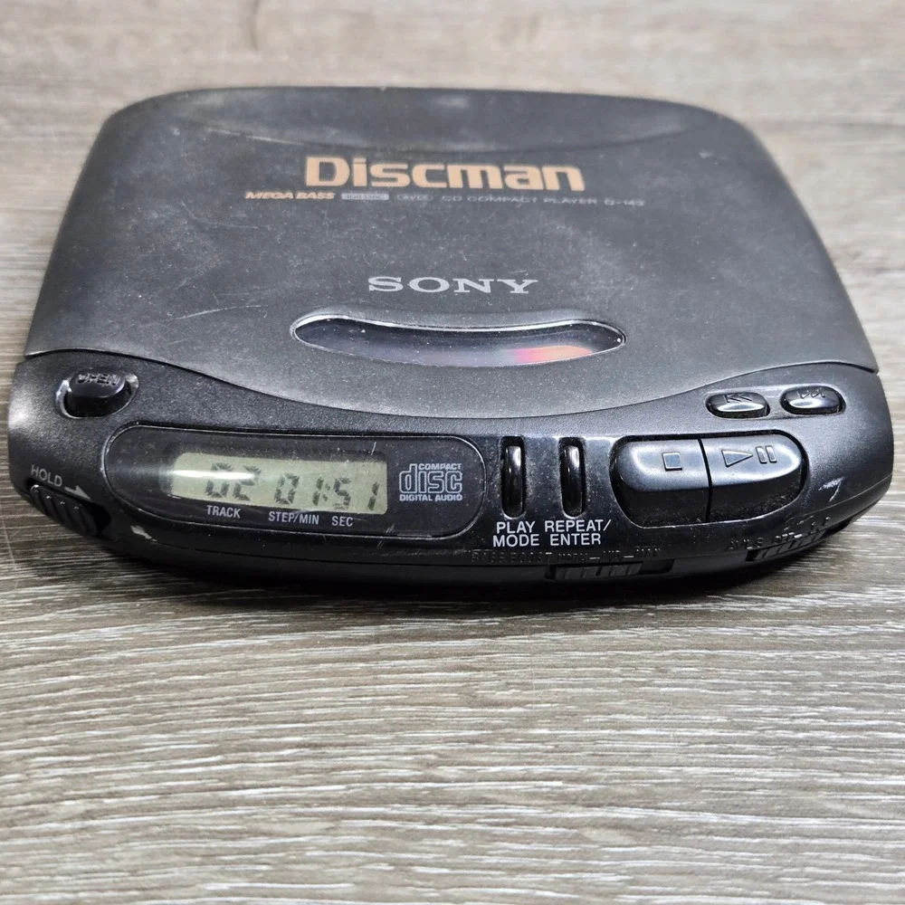 Sony D-143 Discman CD Player Portable Black Mega Bass Vintage 1995 Tested